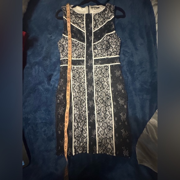 BRAND NEW ASOS BLACK GEOMETRIC LACE FIGURE-FLATTERING BODYCON DRESS Medium - Picture 8 of 9